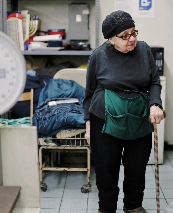 Senior Citizens Earning Extra Money - senior citizen working part time