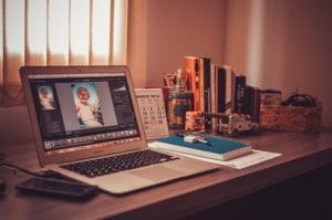 Best Ideas For A Business is to become a freelancer and work from home