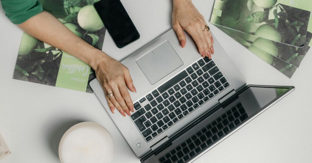 person working on their laptop trying to make money with affiliate marketing