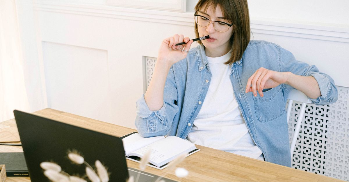 home office worspace for affiliate marketing individual